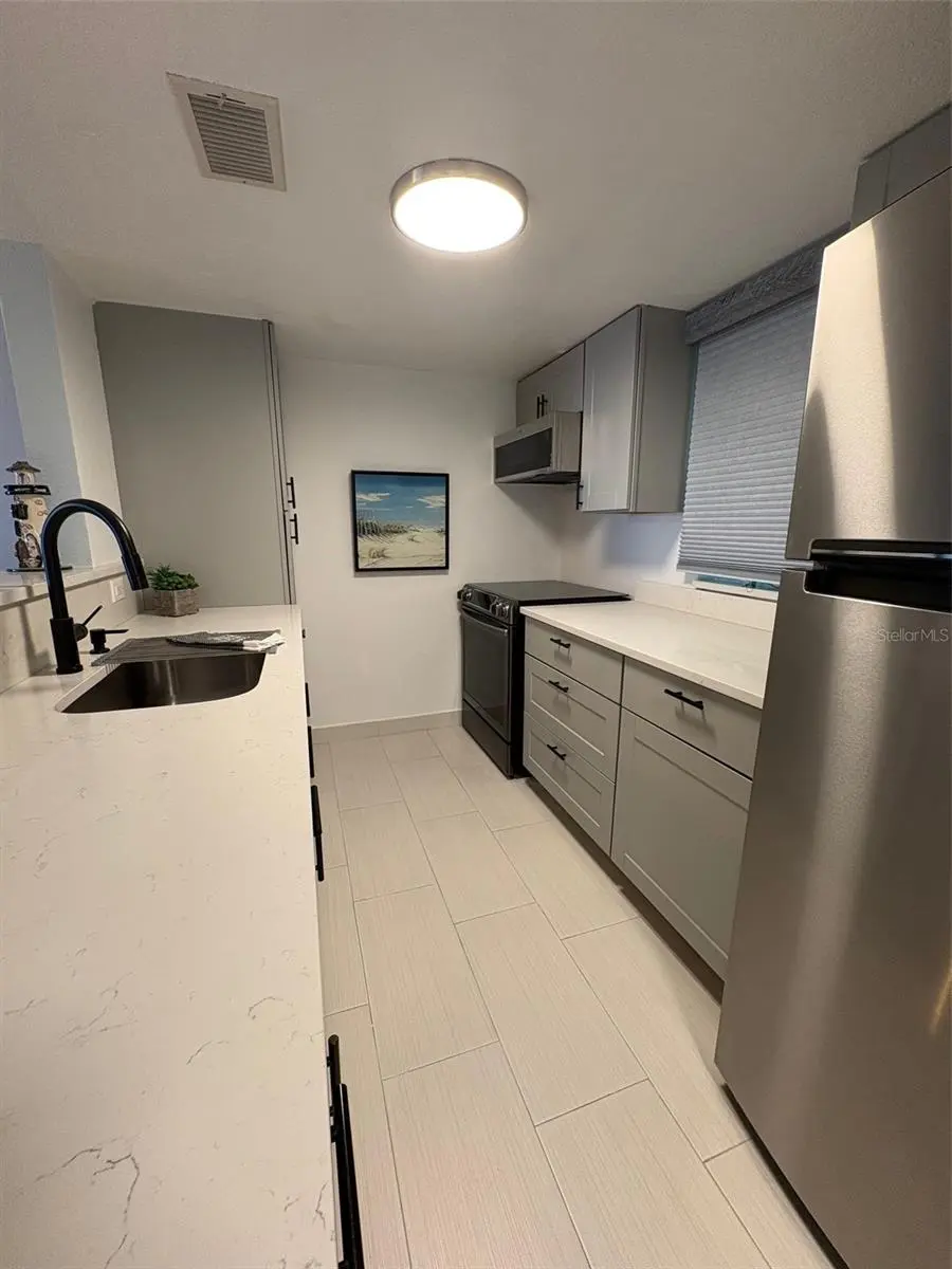 464 PAULA DRIVE N #116, DUNEDIN, FL, photo 9 of 45