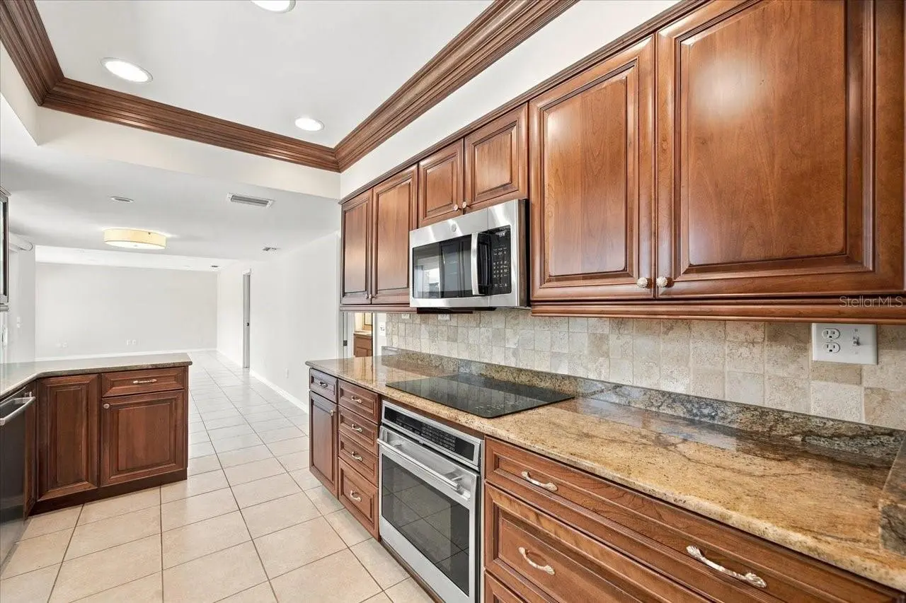 4110 CARROLLWOOD VILLAGE DRIVE, TAMPA, FL, photo 19 of 54