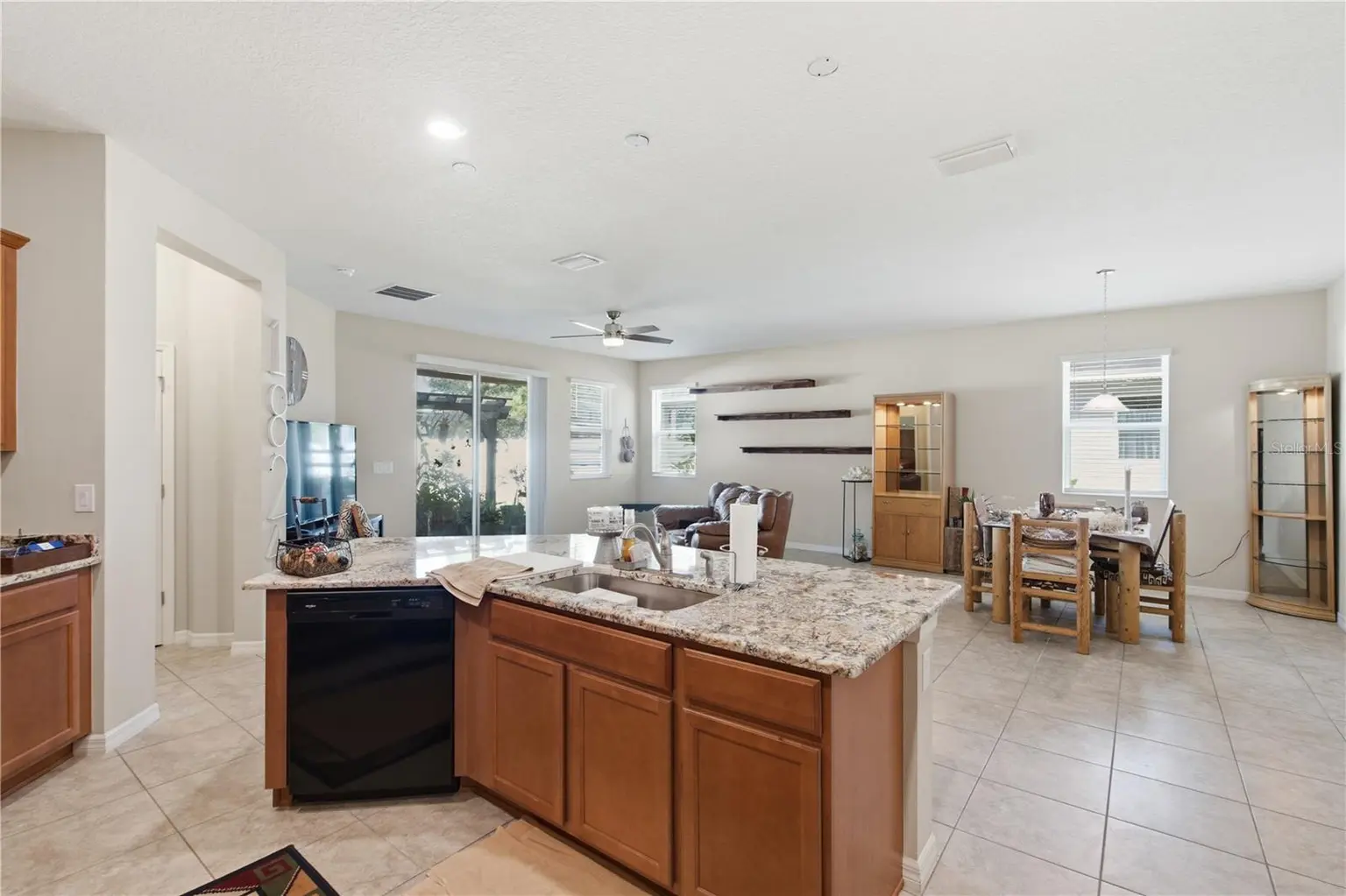 11413 BRIGHTON KNOLL LOOP, RIVERVIEW, FL, photo 4 of 25