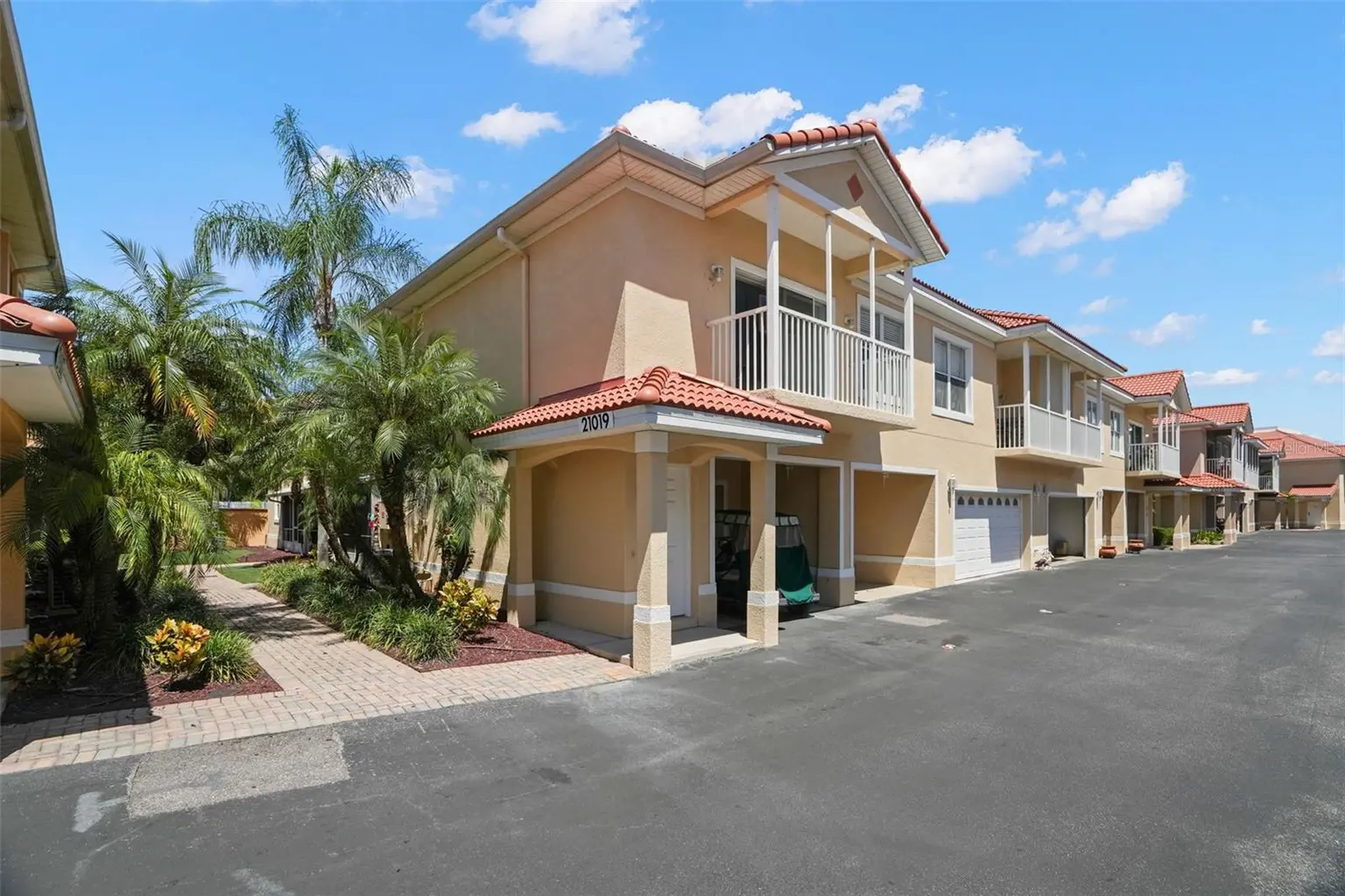 21019 SUNPOINT WAY #201, LUTZ, FL, photo 2 of 42