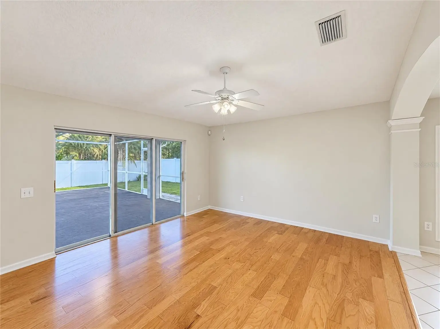 30447 IVERSON DRIVE, WESLEY CHAPEL, FL, photo 3 of 36