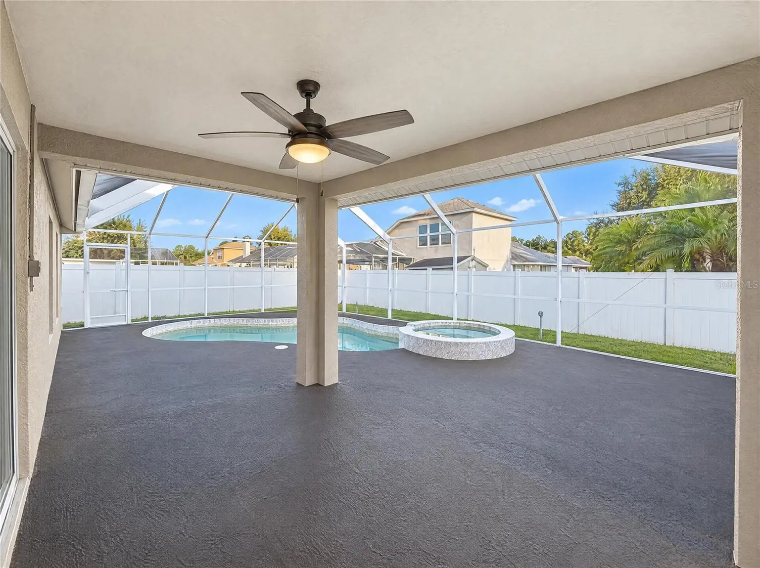 30447 IVERSON DRIVE, WESLEY CHAPEL, FL, photo 5 of 36