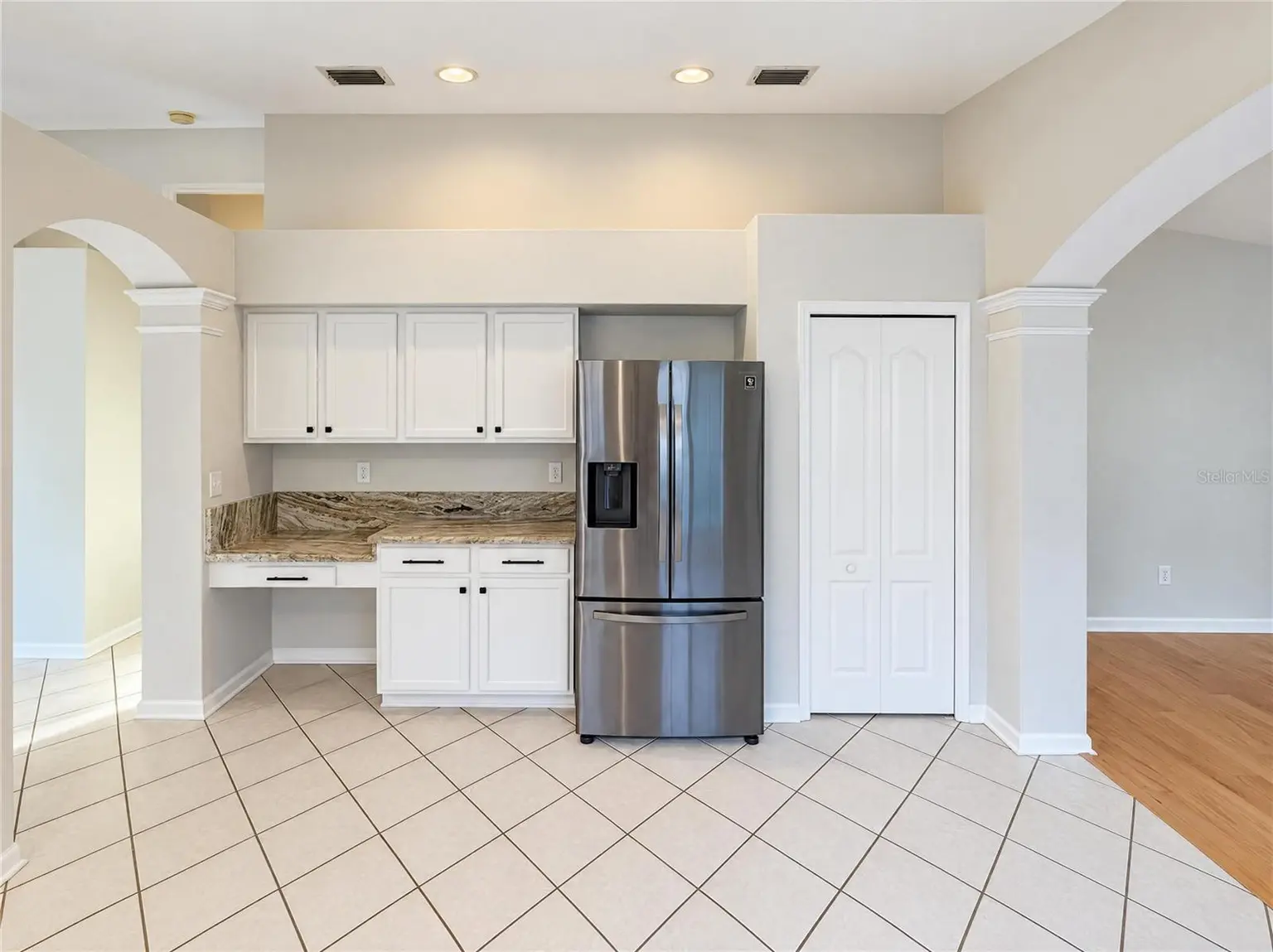 30447 IVERSON DRIVE, WESLEY CHAPEL, FL, photo 10 of 36