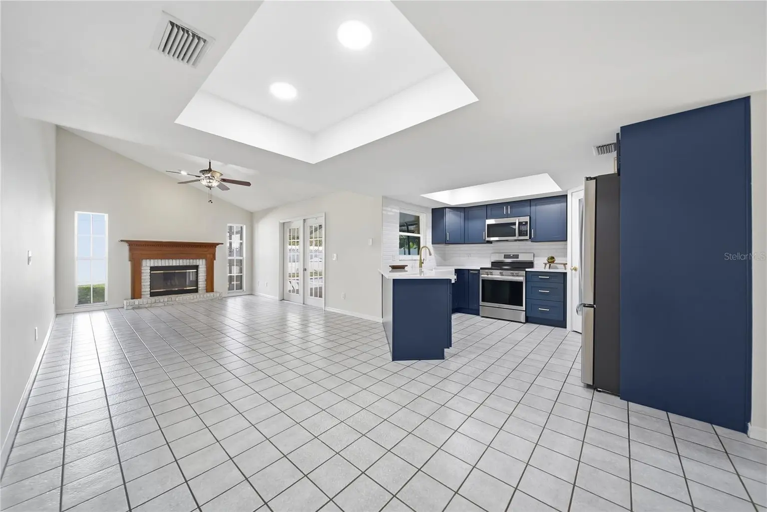9801 CREEK CROSS STREET, TAMPA, FL, photo 7 of 22