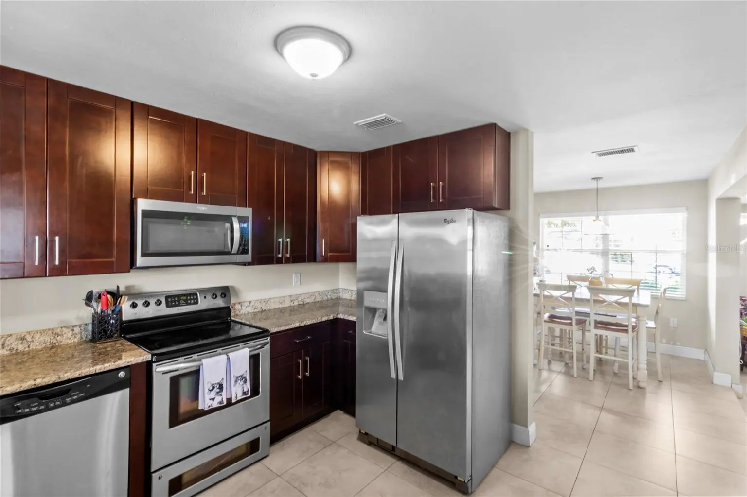 4704 W BAY AVENUE, TAMPA, FL, photo 12 of 30