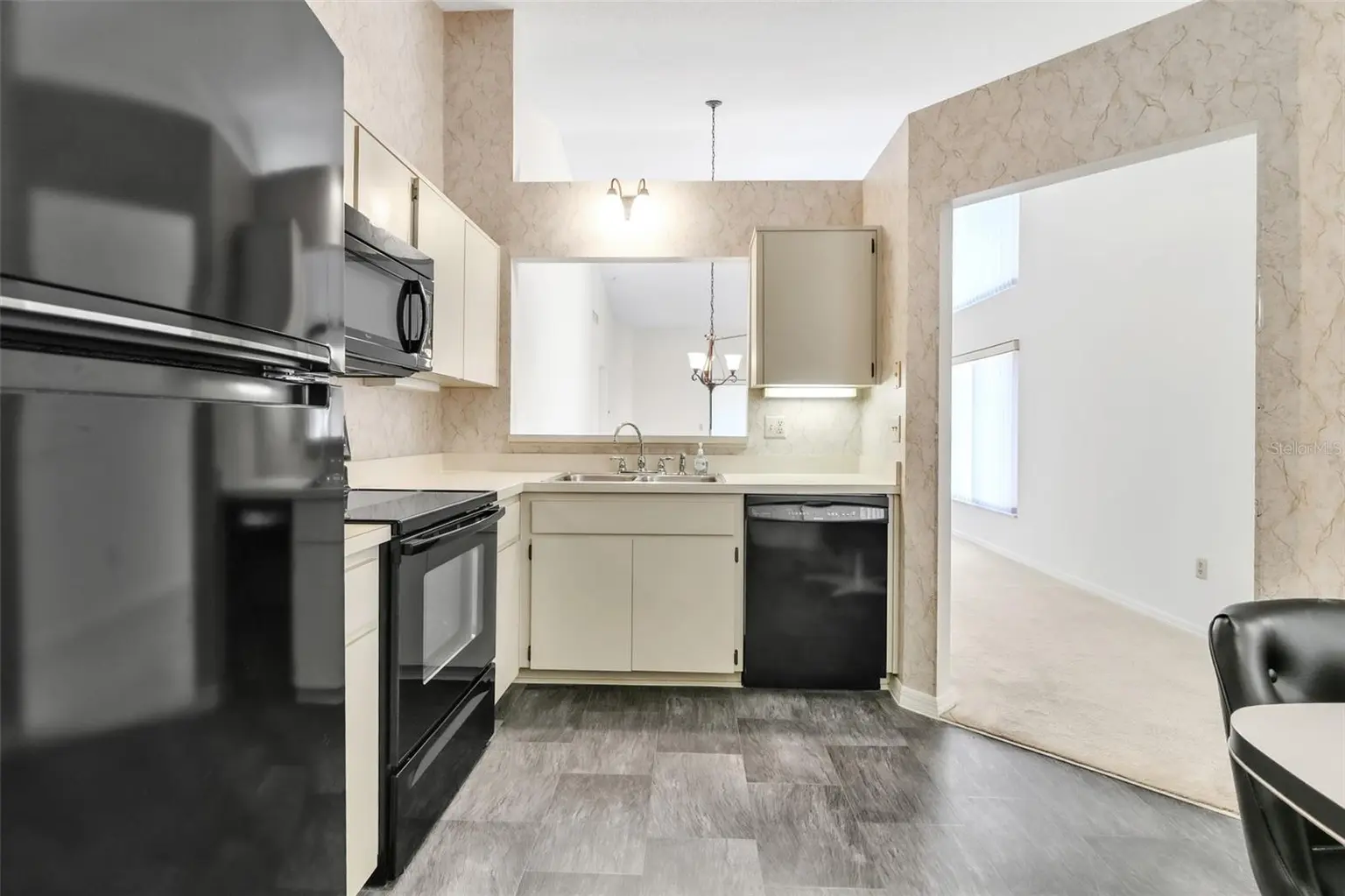 616 FAIRMONT AVENUE #D, SAFETY HARBOR, FL, photo 9 of 36