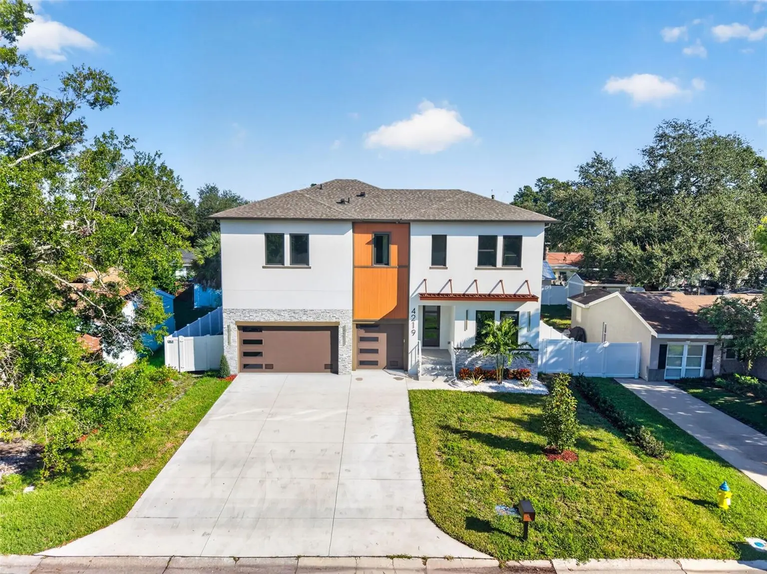 4219 W BAY VIEW AVENUE, TAMPA, FL, photo 4 of 50