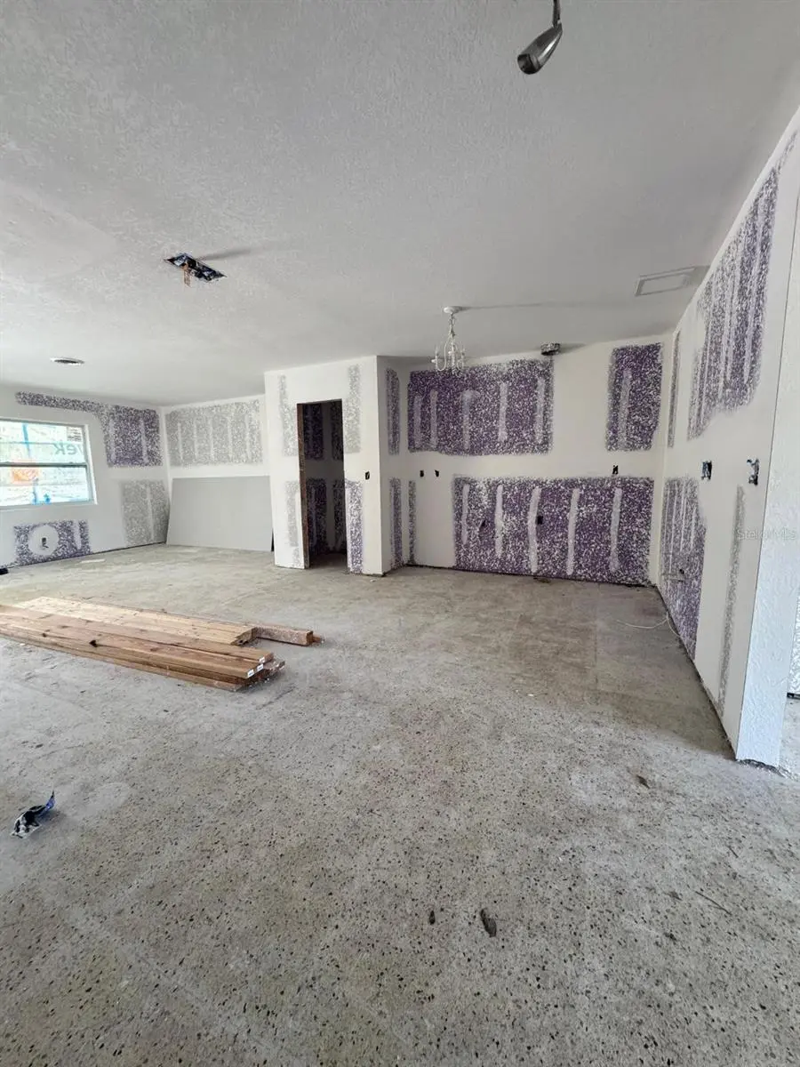 4990 VENETIAN BOULEVARD NE, ST PETERSBURG, FL, photo 14 of 24