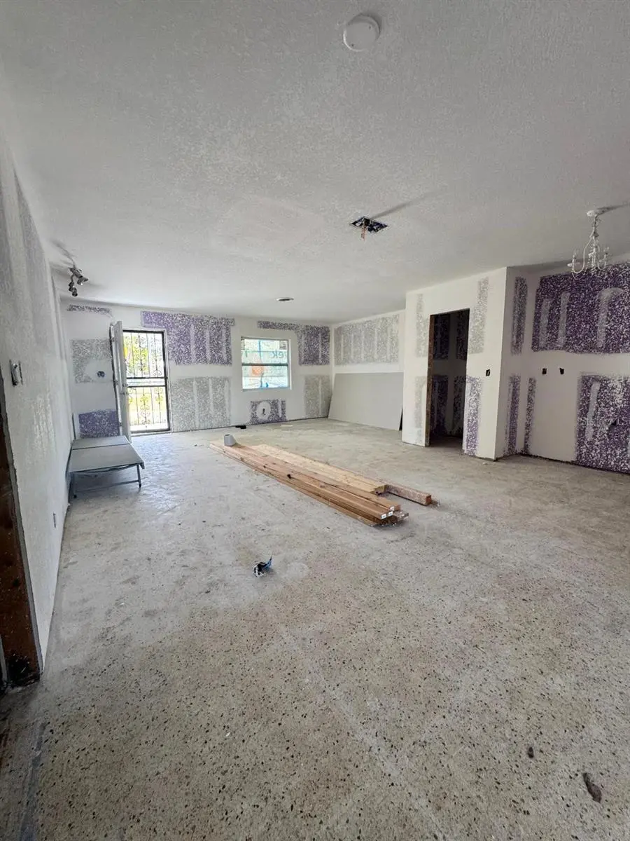 4990 VENETIAN BOULEVARD NE, ST PETERSBURG, FL, photo 17 of 24