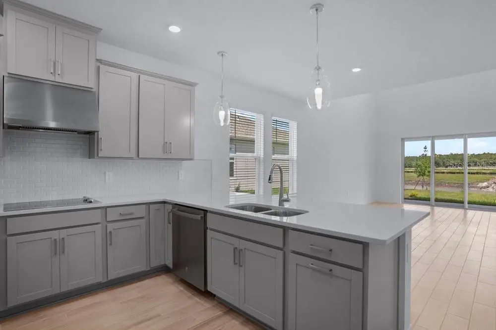 13513 COMMONS AVENUE, PARRISH, FL, photo 6 of 37