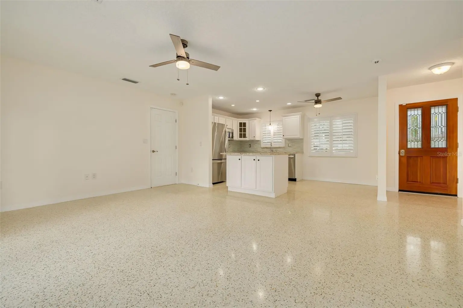 2020 VALLEY DRIVE, DUNEDIN, FL, photo 11 of 35