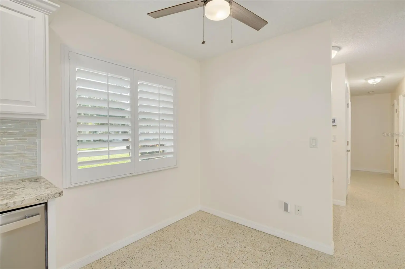 2020 VALLEY DRIVE, DUNEDIN, FL, photo 16 of 35