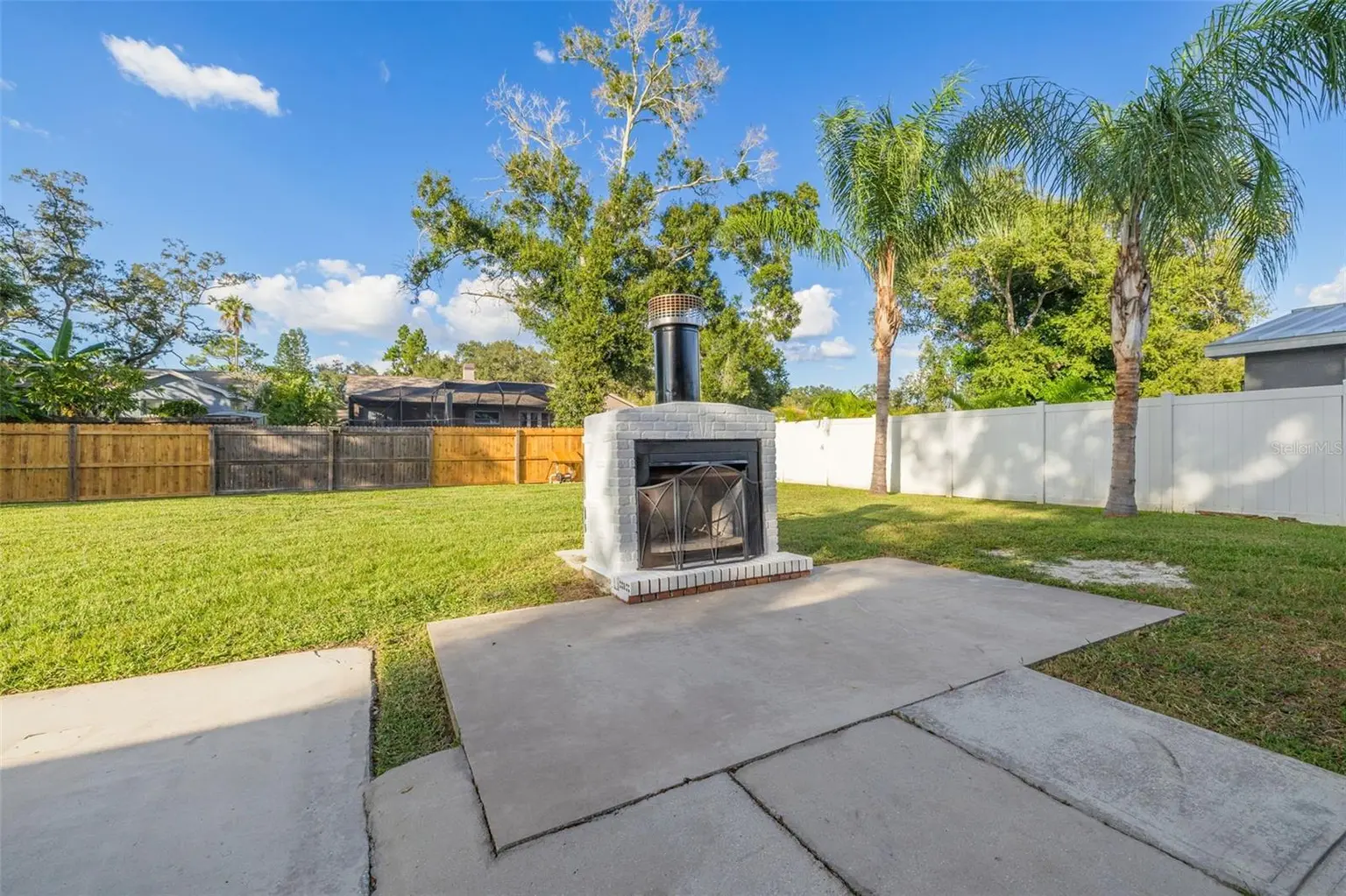 2020 VALLEY DRIVE, DUNEDIN, FL, photo 18 of 35