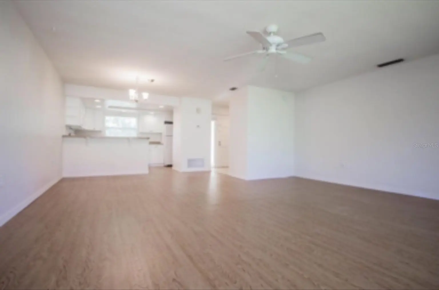 73 COUNTRY CLUB DRIVE, LARGO, FL, photo 2 of 24