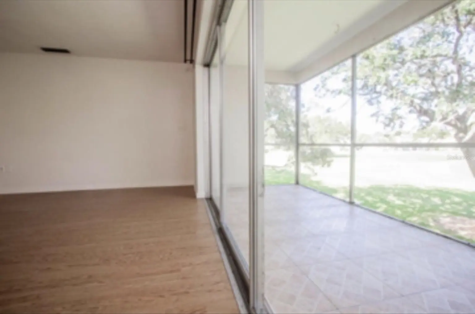 73 COUNTRY CLUB DRIVE, LARGO, FL, photo 3 of 24