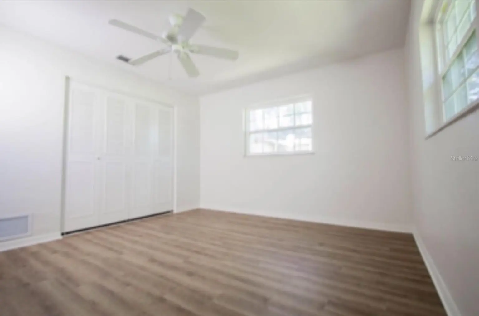 73 COUNTRY CLUB DRIVE, LARGO, FL, photo 8 of 24