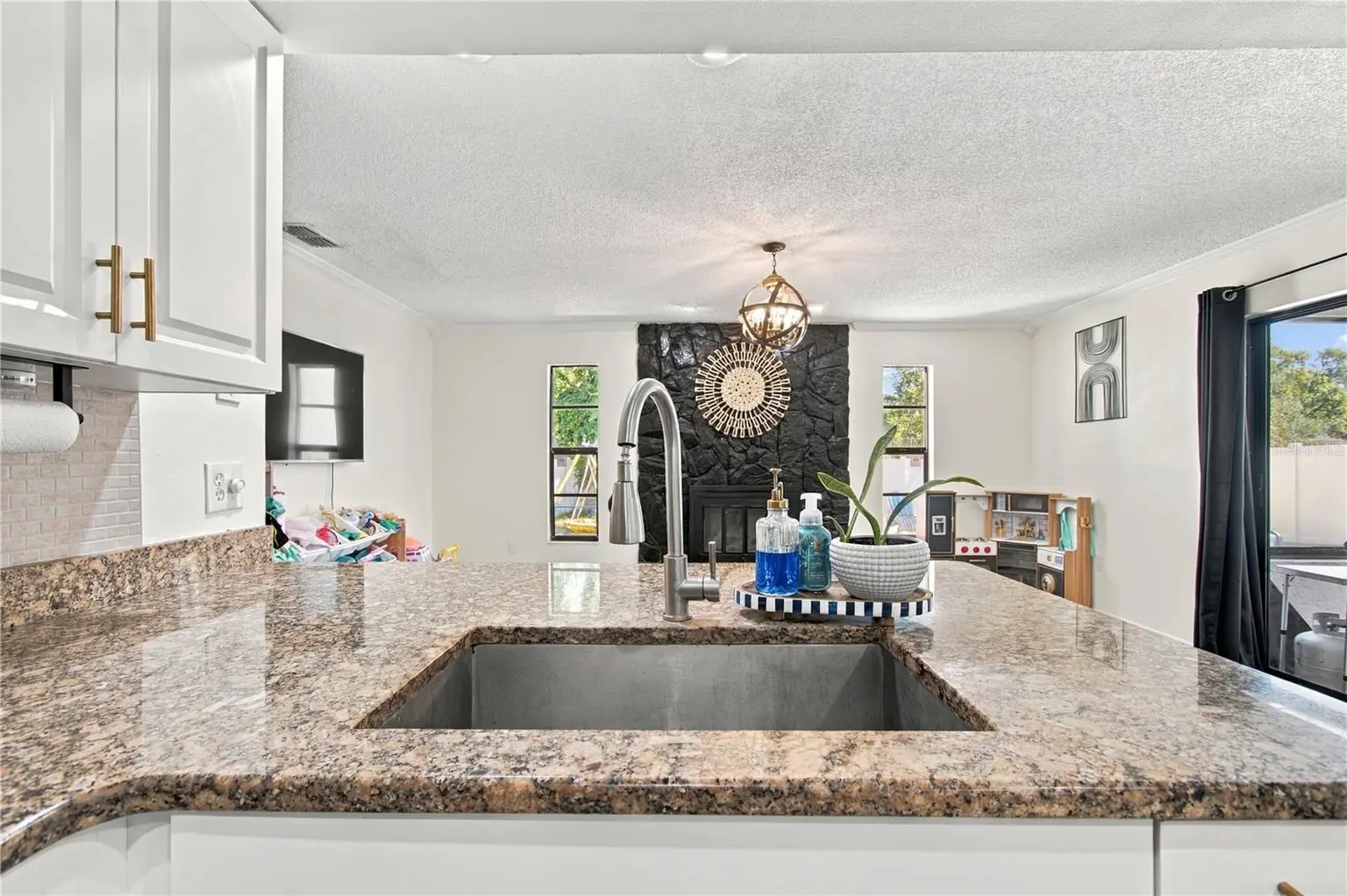 12805 98TH STREET, LARGO, FL, photo 24 of 100