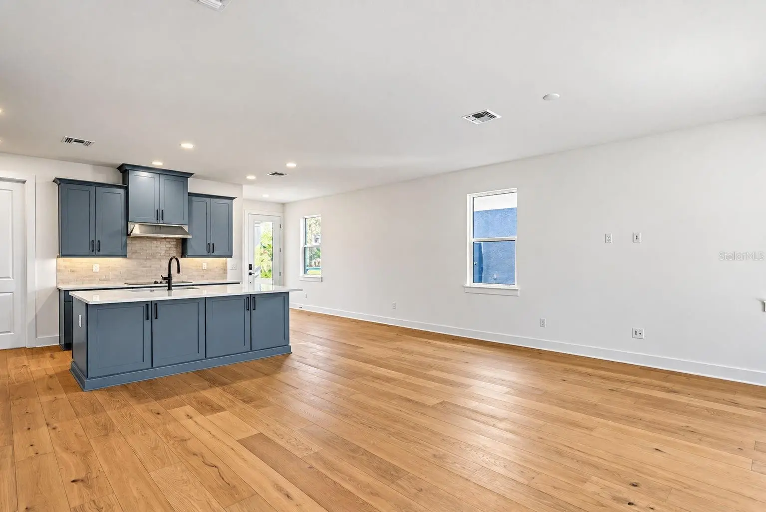 1585 SANDHILL COURT, PALM HARBOR, FL, photo 14 of 66