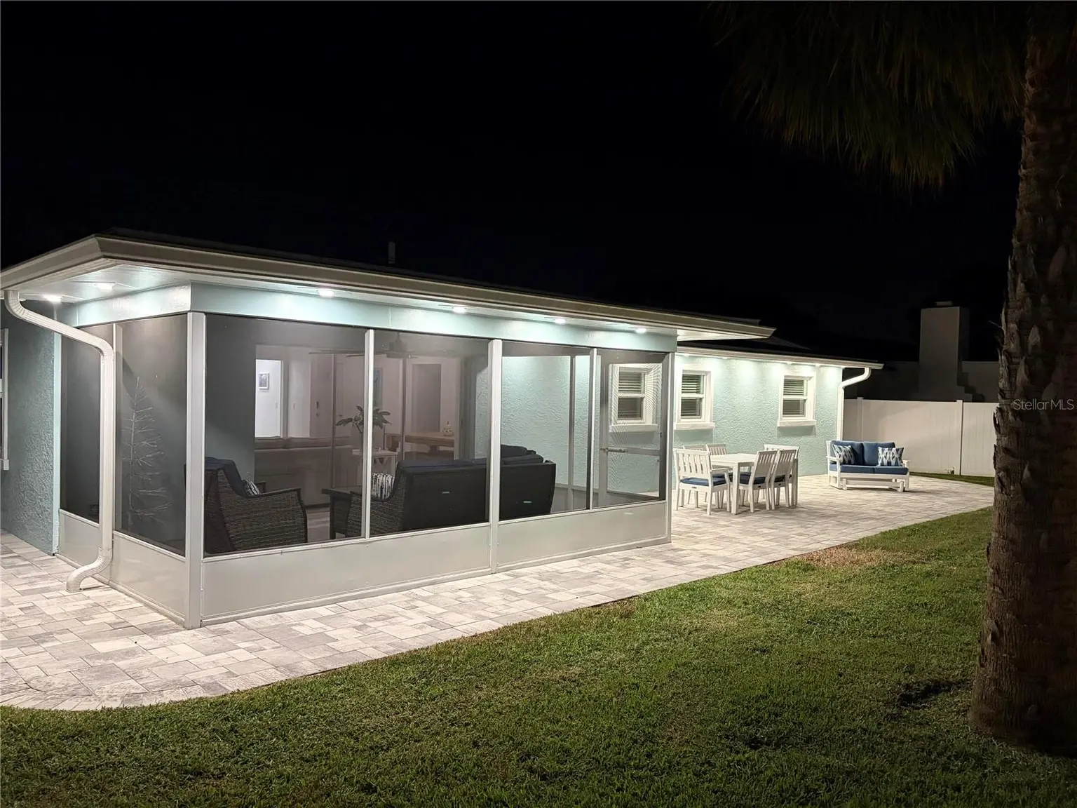785 SAN SALVADOR DRIVE, DUNEDIN, FL, photo 2 of 8