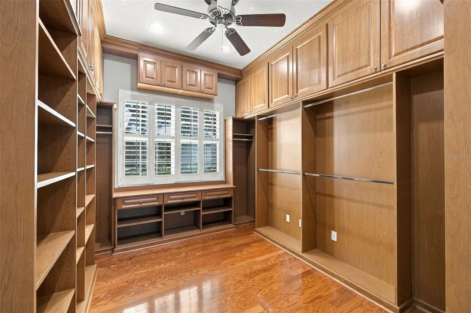 3916 VALRICO GROVE DRIVE, VALRICO, FL, photo 19 of 51