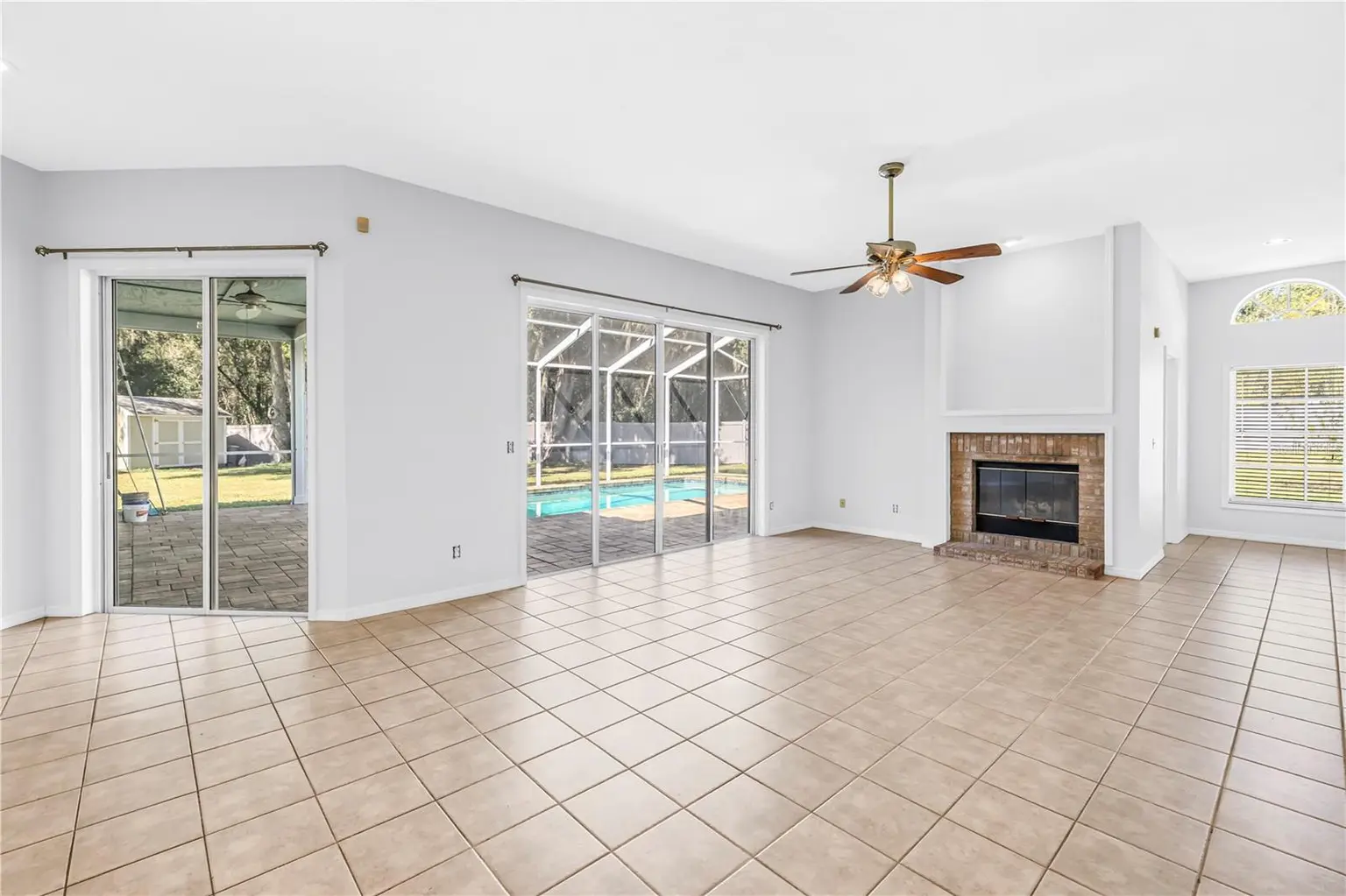 18520 SUNWARD LAKE PLACE, LUTZ, FL, photo 16 of 58