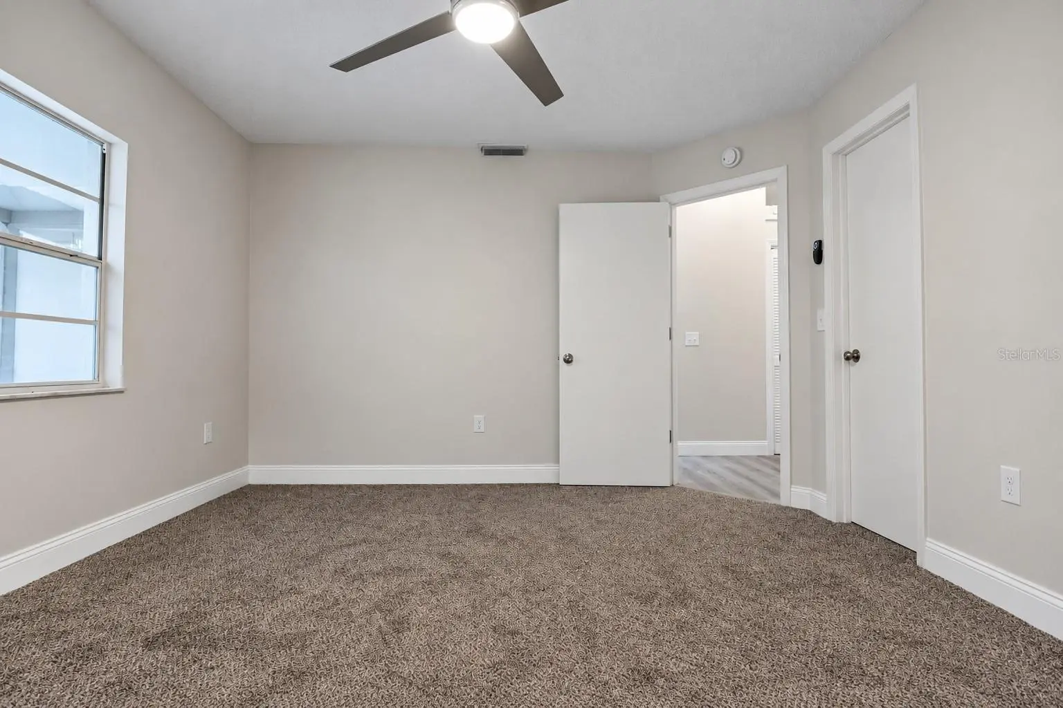 8402 ROYAL HART DRIVE, NEW PORT RICHEY, FL, photo 15 of 32