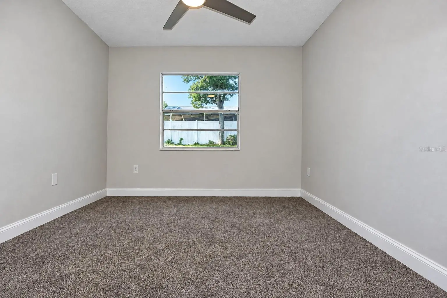 8402 ROYAL HART DRIVE, NEW PORT RICHEY, FL, photo 22 of 32